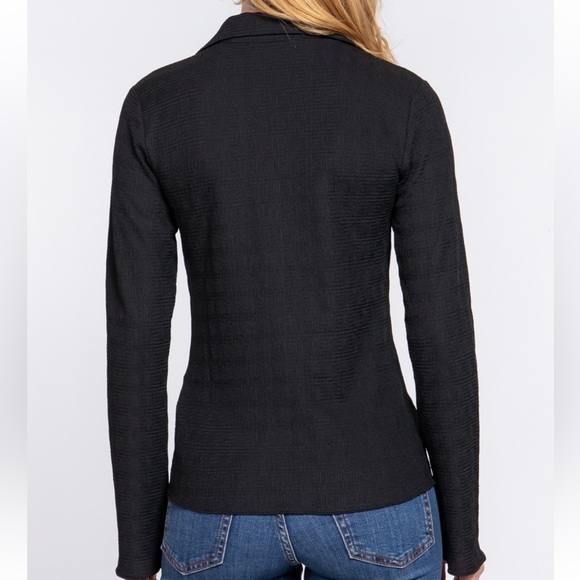 Long Sleeves Button Down Textured Knit Shirt - Picture 2 of 4